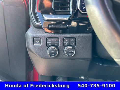 Used 2024 Chevrolet Silverado 1500 High Country w/ Technology Package image 25