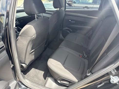 Used 2023 Hyundai Tucson SEL FWD image 12