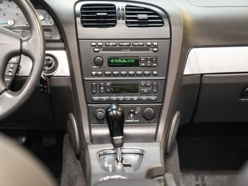 Used 2002 Ford Thunderbird RWD image 27