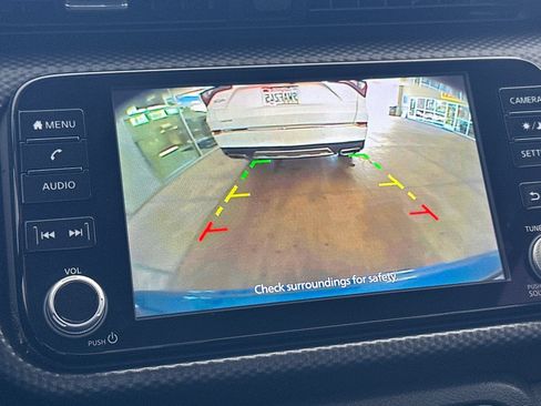 Used 2021 Nissan Kicks SV FWD image 19