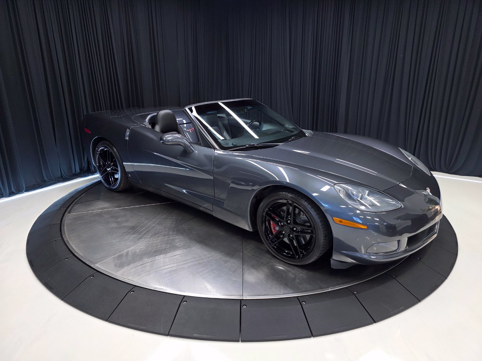 Used 2009 Chevrolet Corvette Convertible w/ Preferred Equipment Group RWD image 15