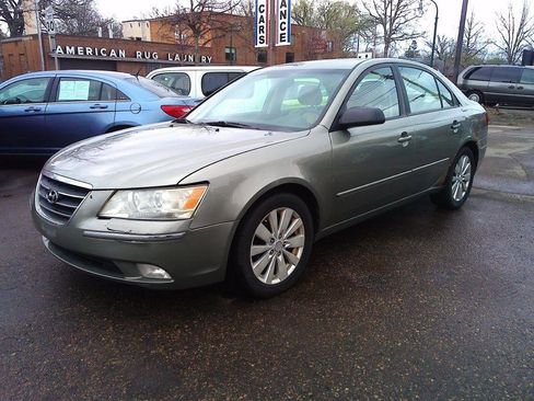 Used 2009 Hyundai Sonata Limited FWD image 1