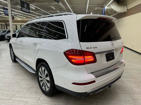 Used 2018 Mercedes-Benz GLS 450 4MATIC w/ Premium Package image 8