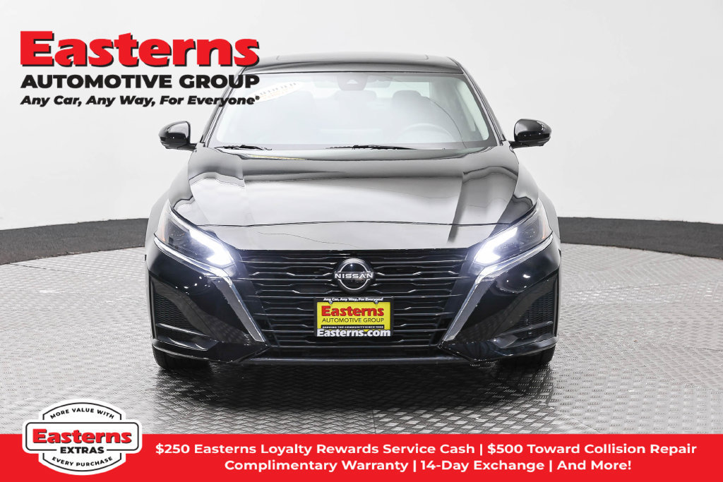 Used 2023 Nissan Altima 2.5 SL AWD/4WD image 3