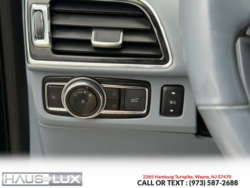 Used 2021 Lincoln Navigator Black Label AWD/4WD image 36