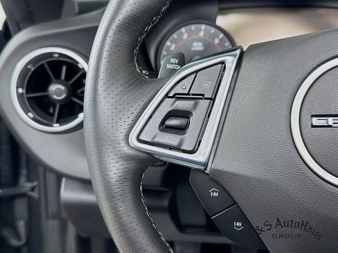 Used 2017 Chevrolet Camaro SS image 13
