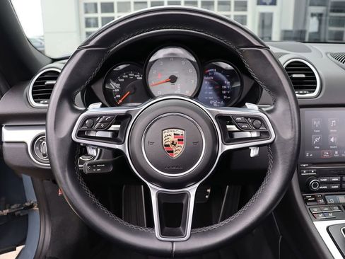 Used 2017 Porsche 718 Boxster S image 18