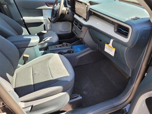 New 2025 Ford Maverick XLT image 15