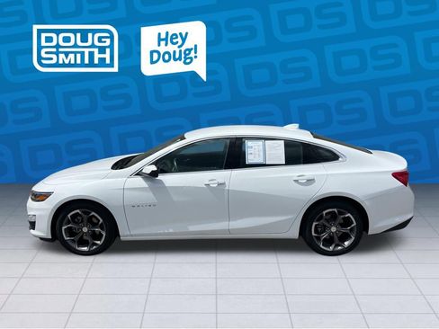 Used 2024 Chevrolet Malibu LT FWD image 3