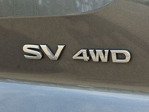 Used 2022 Nissan Pathfinder SV AWD/4WD image 32