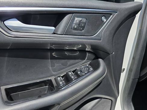 Used 2020 Ford Edge ST w/ Equipment Group 401A AWD/4WD image 19