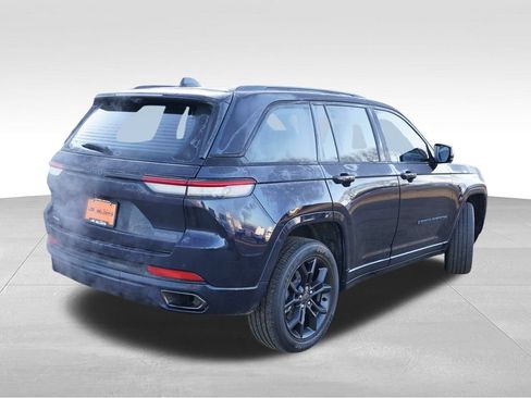 Used 2023 Jeep Grand Cherokee 30th Anniversary AWD/4WD image 5