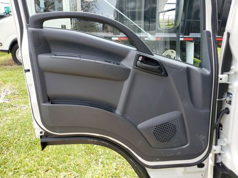 New 2025 Chevrolet Low Cab Forward image 14