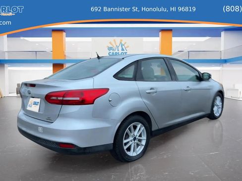 Used 2015 Ford Focus SE FWD image 16