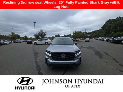 Used 2024 Honda Pilot Sport image 11