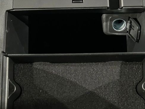 Used 2023 Ford Explorer XLT w/ Equipment Group 202A image 92