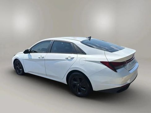 Used 2021 Hyundai Elantra SEL w/ Convenience Package FWD image 7