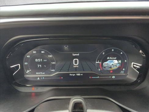 Used 2023 GMC Yukon XL Denali Ultimate image 11