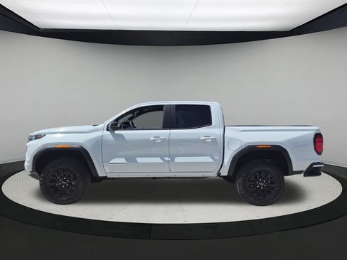 New 2026 GMC Canyon Elevation w/ Convenience Package RWD image 2