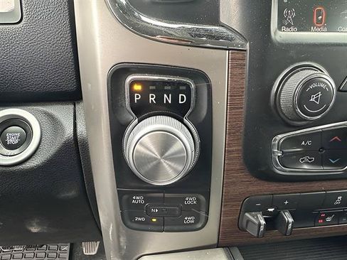 Used 2017 RAM 1500 Laramie w/ Convenience Group AWD/4WD image 13