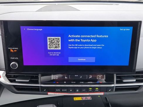 New 2026 Toyota Sienna XLE image 14