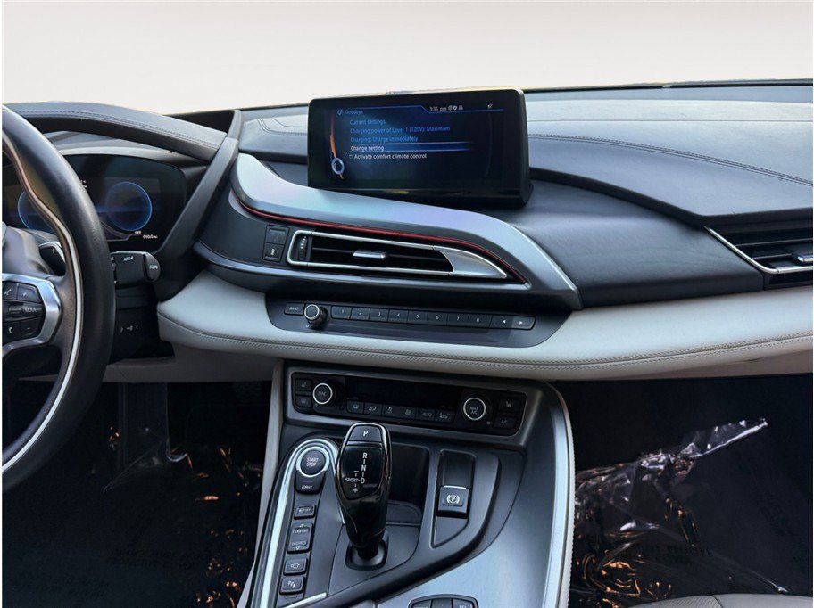 Used 2015 BMW i8 AWD/4WD image 11