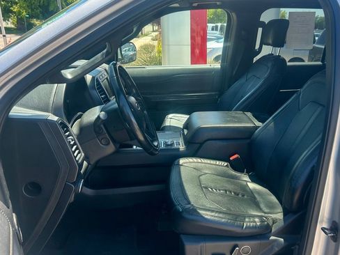 Used 2019 Ford Expedition Max Limited AWD/4WD image 8