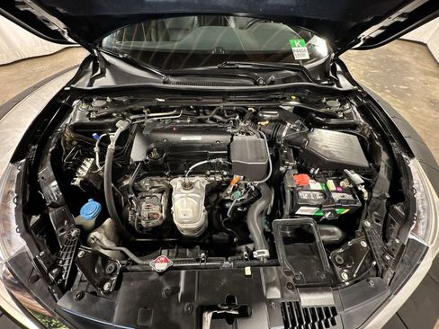 Certified 2017 Honda Accord Sport Special Edition image 31