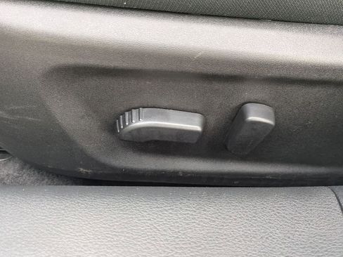 Used 2025 Nissan Altima 2.5 SV FWD image 15