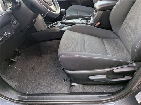 Used 2017 Toyota RAV4 XLE image 15