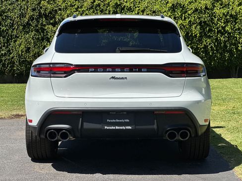 New 2026 Porsche Macan AWD/4WD image 7