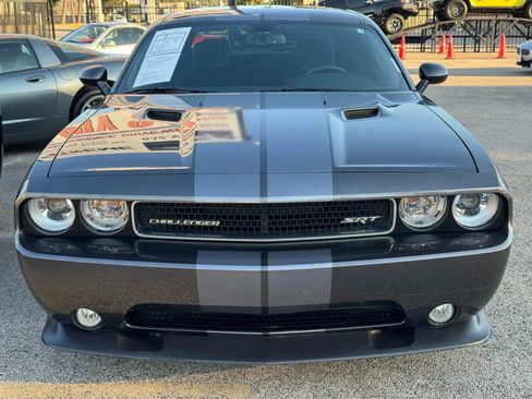 Used 2014 Dodge Challenger SRT8 w/ Harman/Kardon Audio Group image 4