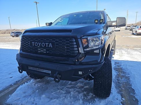 Used 2021 Toyota Tundra SR5 w/ SR5 Upgrade Package image 2