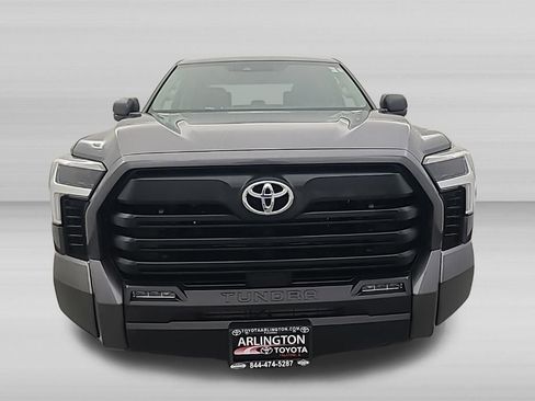 Used 2024 Toyota Tundra SR5 w/ SR5 Premium Package AWD/4WD image 8