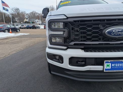 Used 2024 Ford F250 Lariat w/ Lariat Ultimate Package image 10