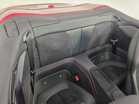 Used 2022 Ferrari Portofino M RWD image 26