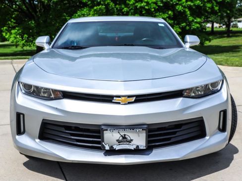 Used 2016 Chevrolet Camaro LT RWD image 18