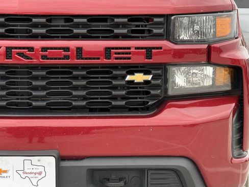 Used 2021 Chevrolet Silverado 1500 Custom image 9