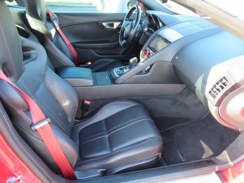 Used 2016 Jaguar F-TYPE Coupe RWD image 10