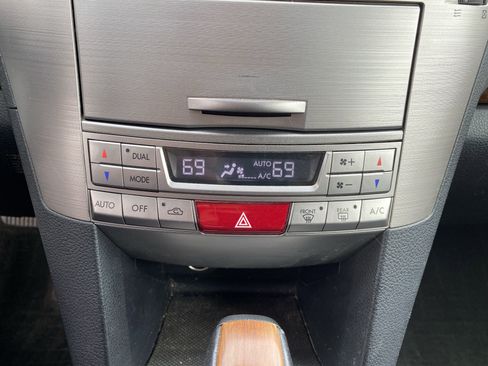 Used 2014 Subaru Outback 2.5i Limited image 26