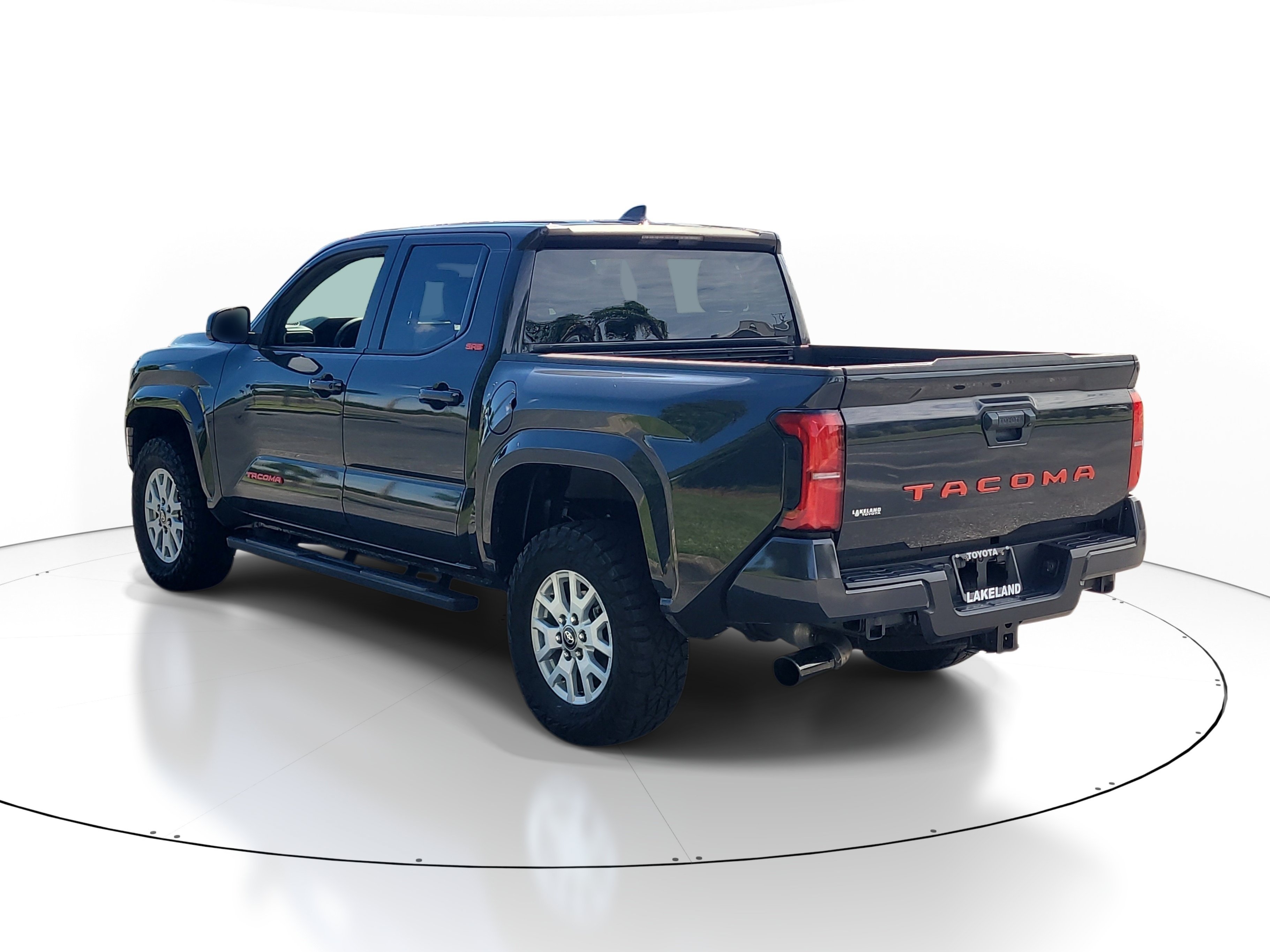 Used 2025 Toyota Tacoma SR5 RWD image 5
