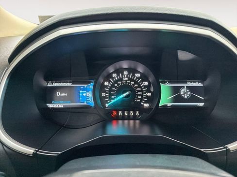 Used 2018 Ford Edge SEL w/ Equipment Group 201A AWD/4WD image 15
