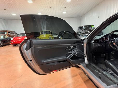 Used 2019 Porsche 911 Turbo AWD/4WD image 22