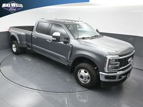Used 2024 Ford F350 Lariat w/ Lariat Ultimate Package image 9