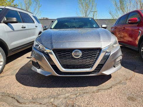 Used 2020 Nissan Altima 2.5 S image 2