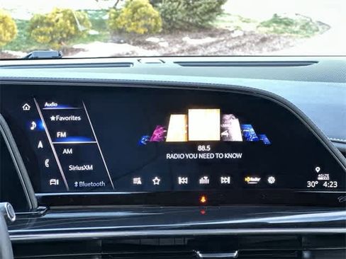 Used 2023 Cadillac Escalade Sport w/ LPO, ONYX Package image 12