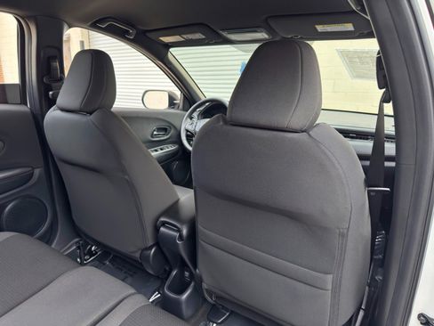 Used 2022 Honda HR-V Sport image 28