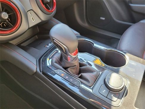 Used 2025 Chevrolet Blazer RS image 34