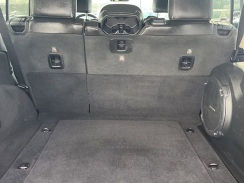 Used 2021 Jeep Wrangler Unlimited Rubicon image 39