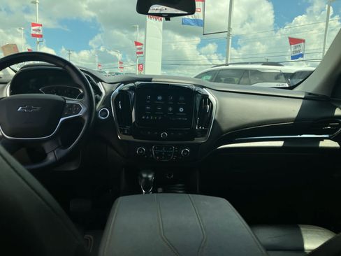 Used 2021 Chevrolet Traverse RS AWD/4WD image 29